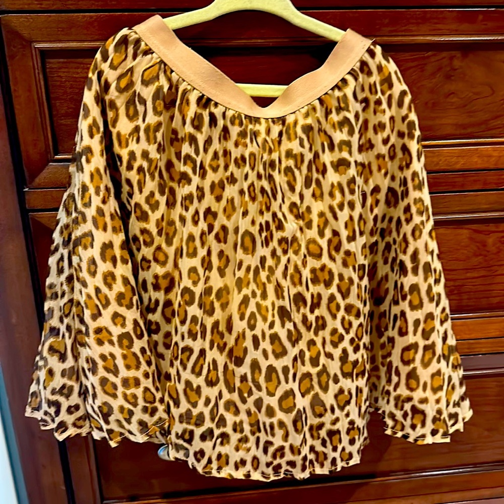 Gap leopard print knee length skirt